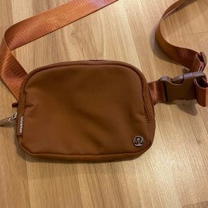 Lululemon belt bag OG